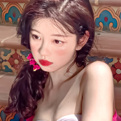 滤镜女头
望月知遥/产出
无水印 禁二改
二传标明
拿图吱声