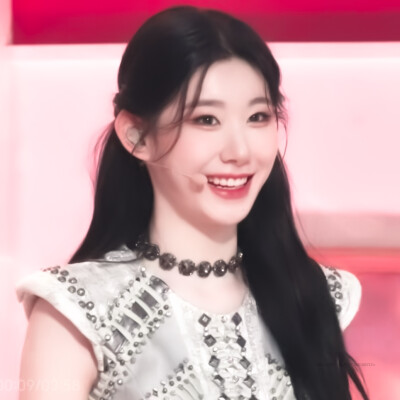 ►李彩领头像
原许淮颂