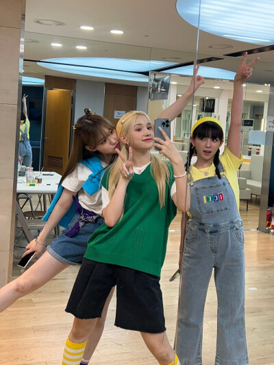 休宁巴伊叶自拍