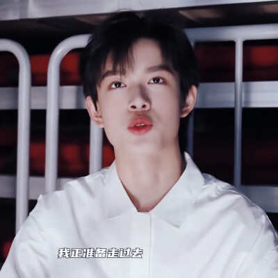 “你为什么叫格里芬”
张极