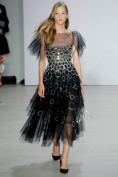 秀场、时装周、时尚、模特