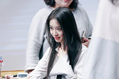 朴智妍 jiyeon
?logo 侵权删.