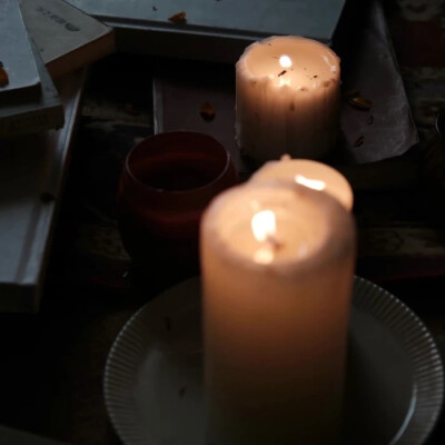 别再叹息皱眉ᥫᩣ