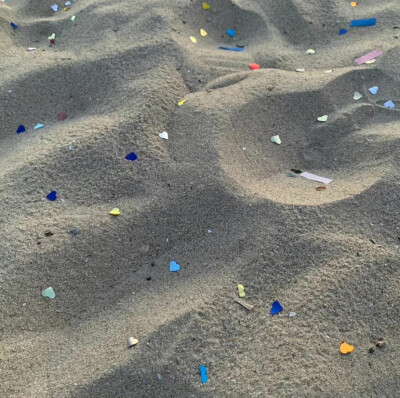 别再叹息皱眉ᥫᩣ