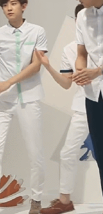 都敬秀 | 主题未知