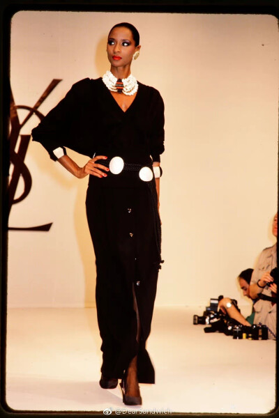 Yves Saint Laurent 1984