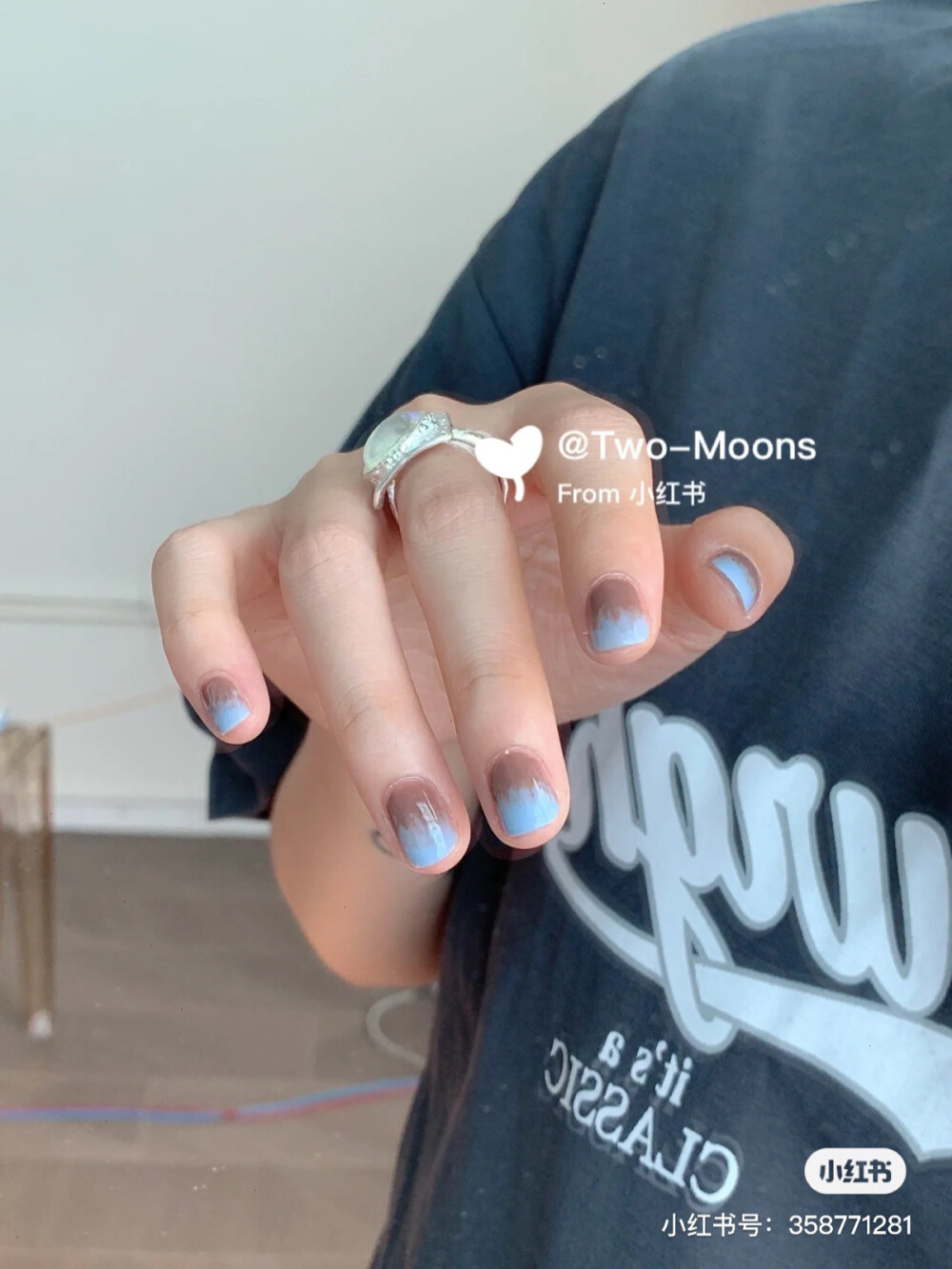 nails