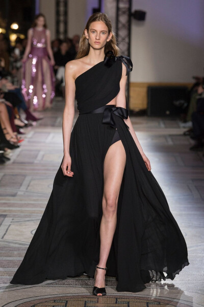 秀场、时装周、时尚、模特