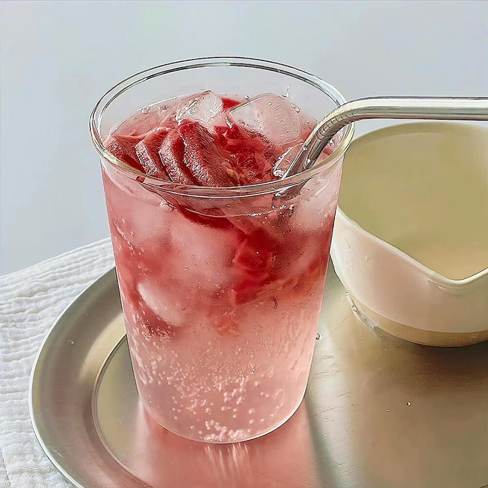 Strawberry Bobo Tea（草莓啵啵茶）