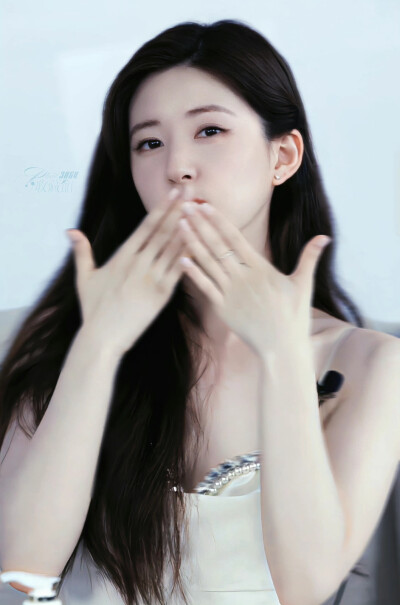 赵露思 ｜ Rosy
©Planet3064-收藏館