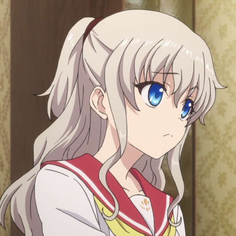 番名:《夏洛特》
女主:友利奈绪