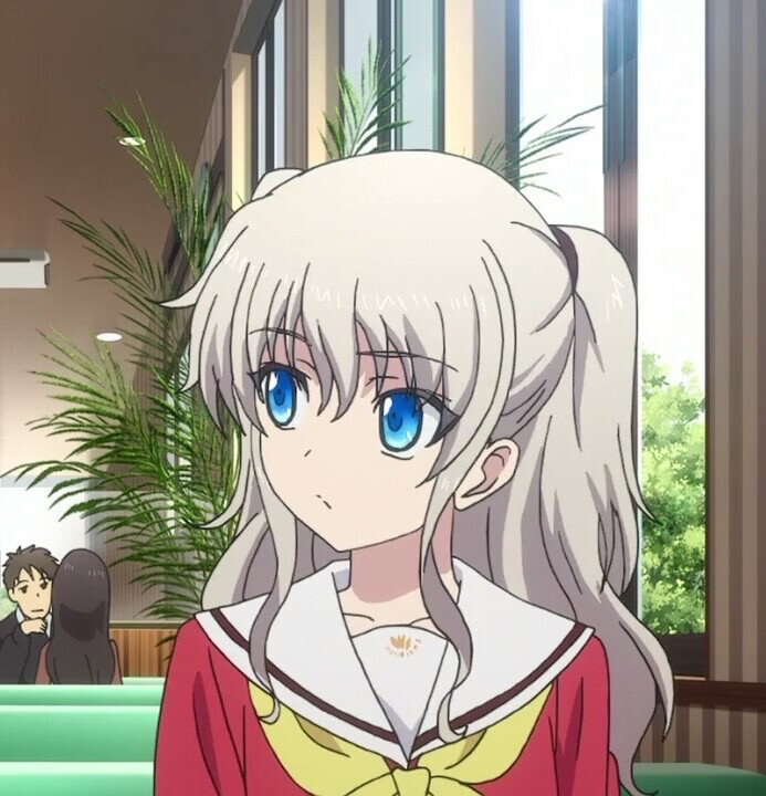 番名:《夏洛特》
女主:友利奈绪