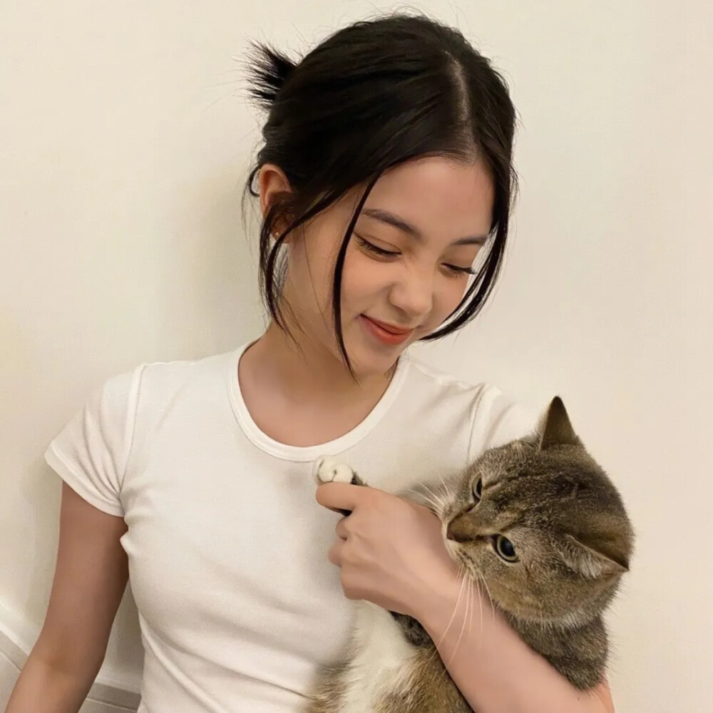 抱猫女头