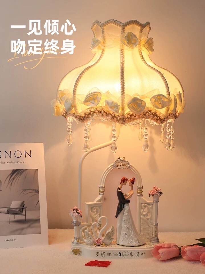 浪漫的婚礼艺术台灯