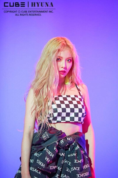 金泫雅 hyuna
©logo 侵权删.