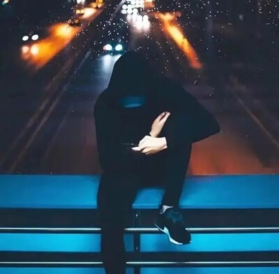 男生