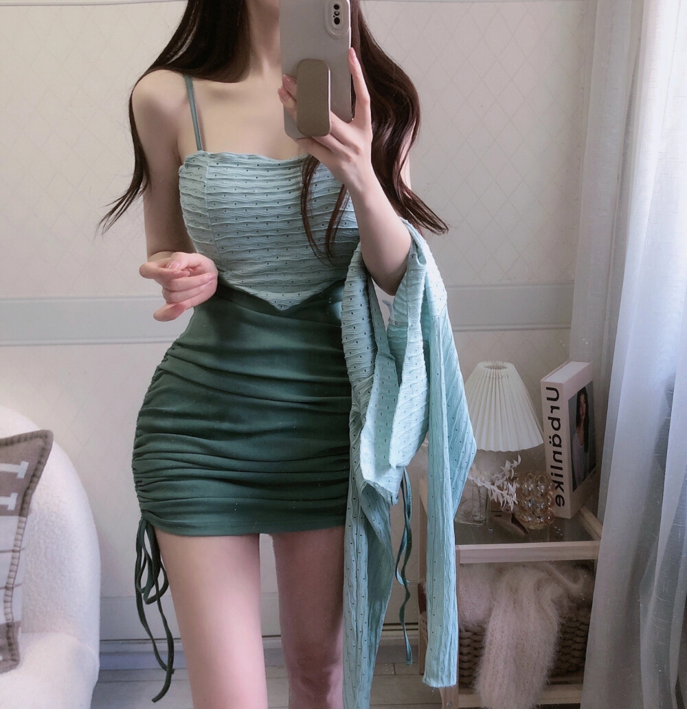 日常穿搭 美女壁纸