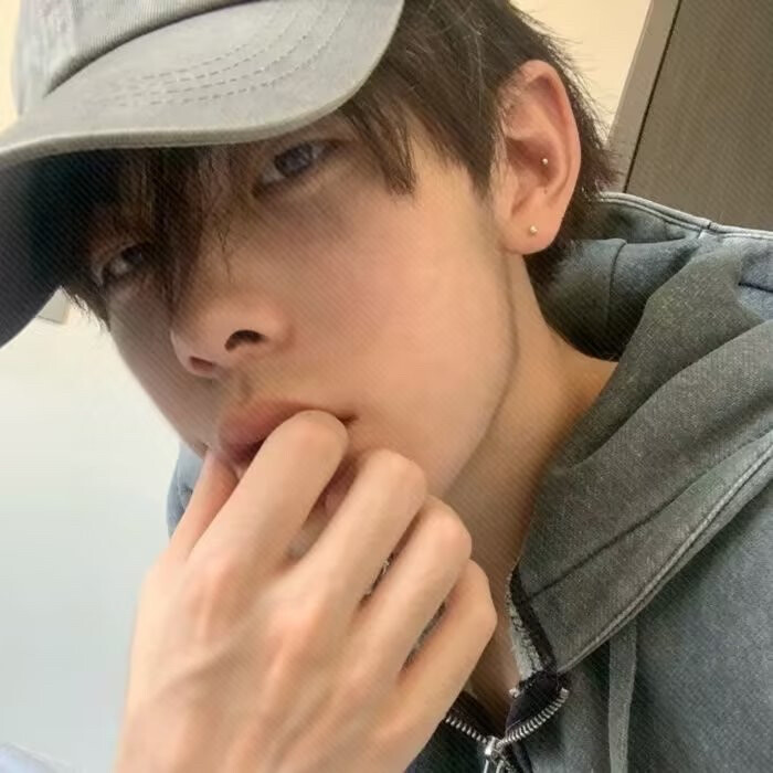 Nan//ʕ•̫͡•ོʔ•̫͡•ཻʕ•̫͡•ʔ•͓͡•ʔ男生头像/男头/微信头像