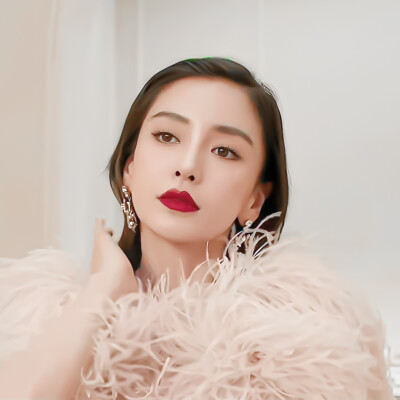 杨 颖 ? 头 像
Angelababy.
自 修 抱 图 d