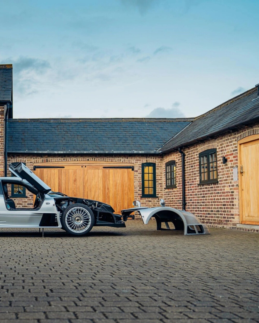 CLK GTR