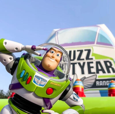 buzz light year