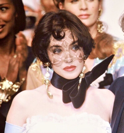 伊莎贝尔阿佳妮
Isabelle Adjani 