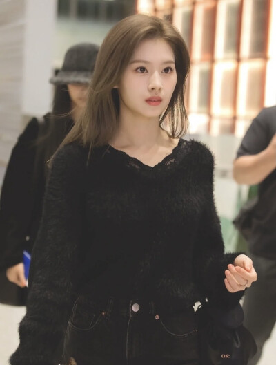 SANA 凑崎纱夏