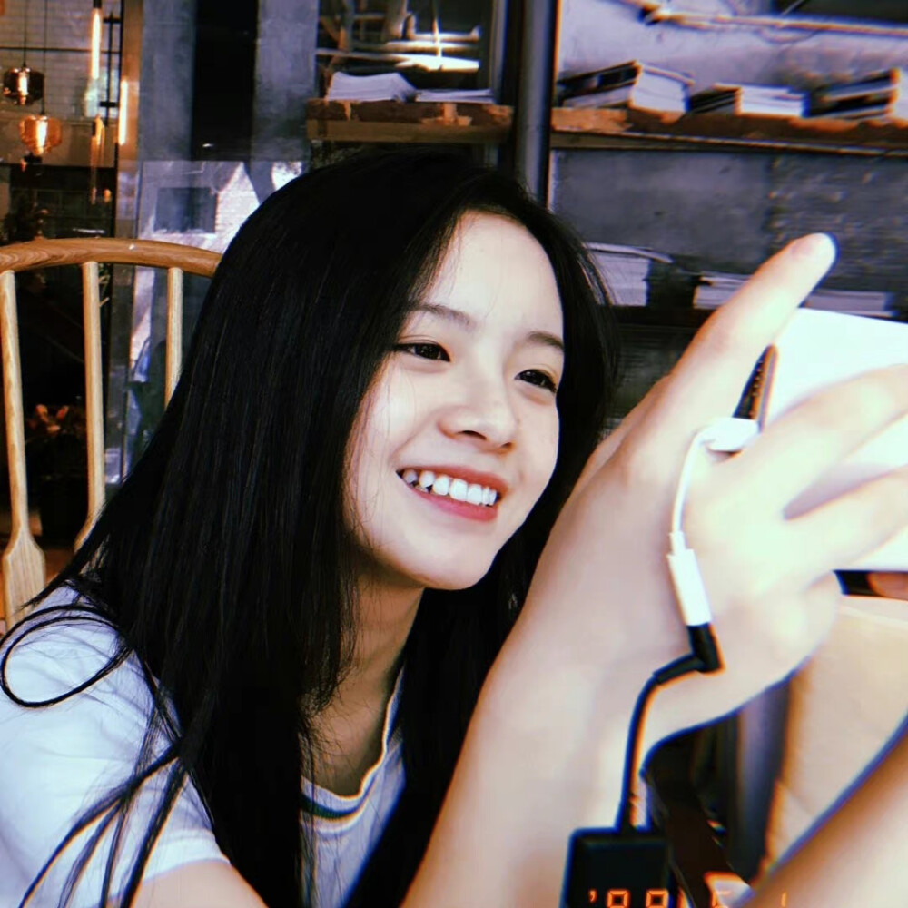 李庚希 头像©logo 侵权删