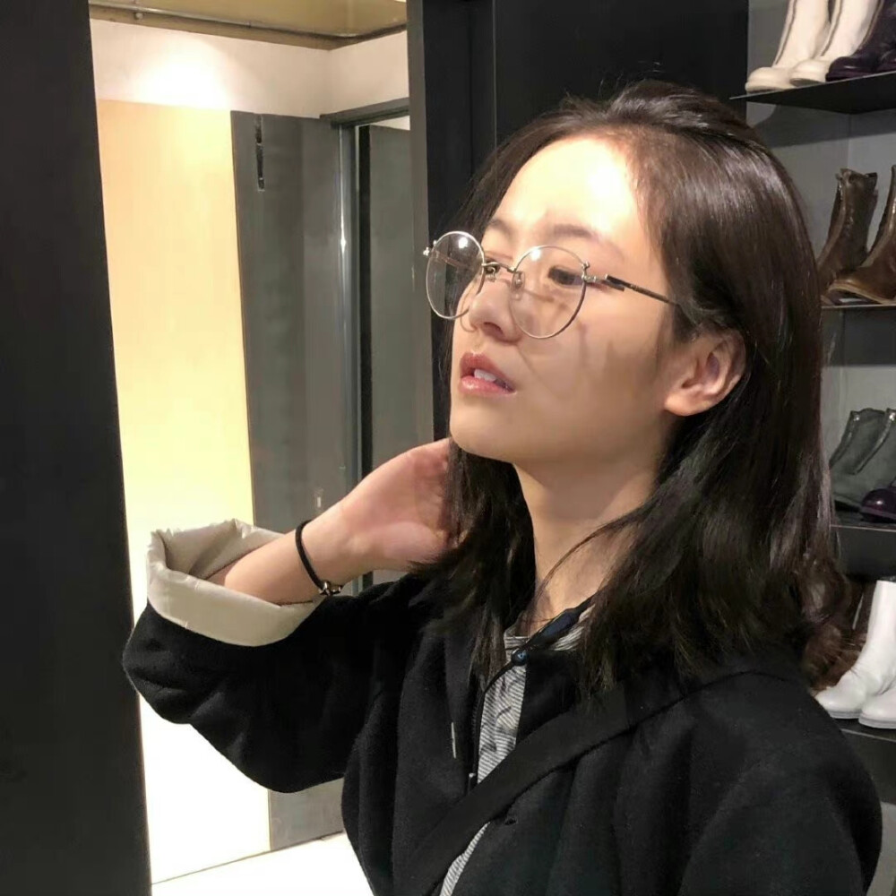 李庚希 头像©logo 侵权删