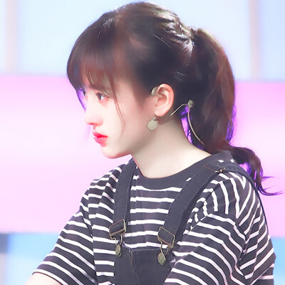 如果我谣言四起 我希望你护我
-鞠婧祎