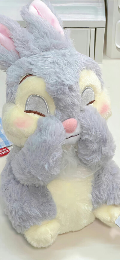 原来初遇时，不知余生全是你