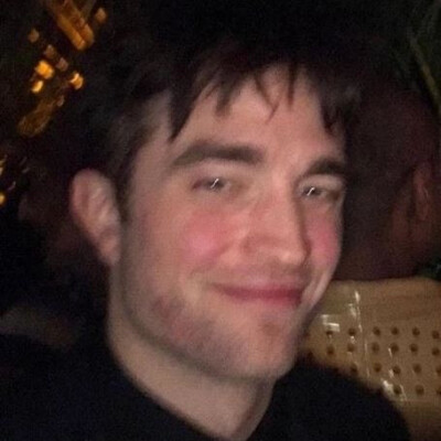 Robert Pattinson
罗伯特帕丁森