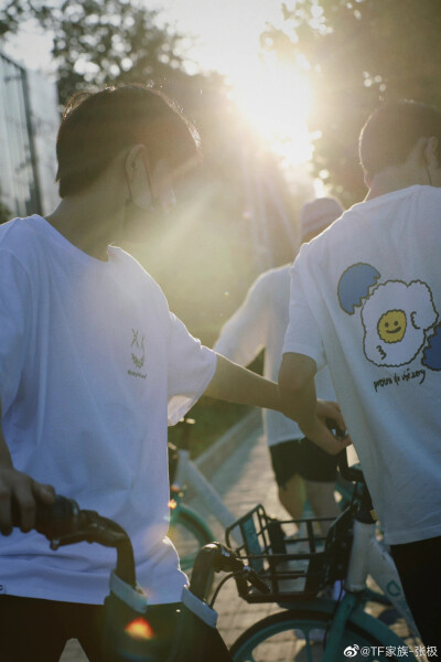 极禹
张极X张泽禹