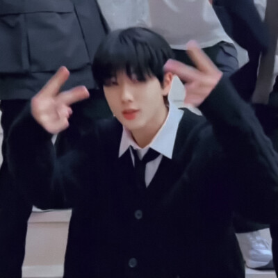 朴志晟
抖王来袭