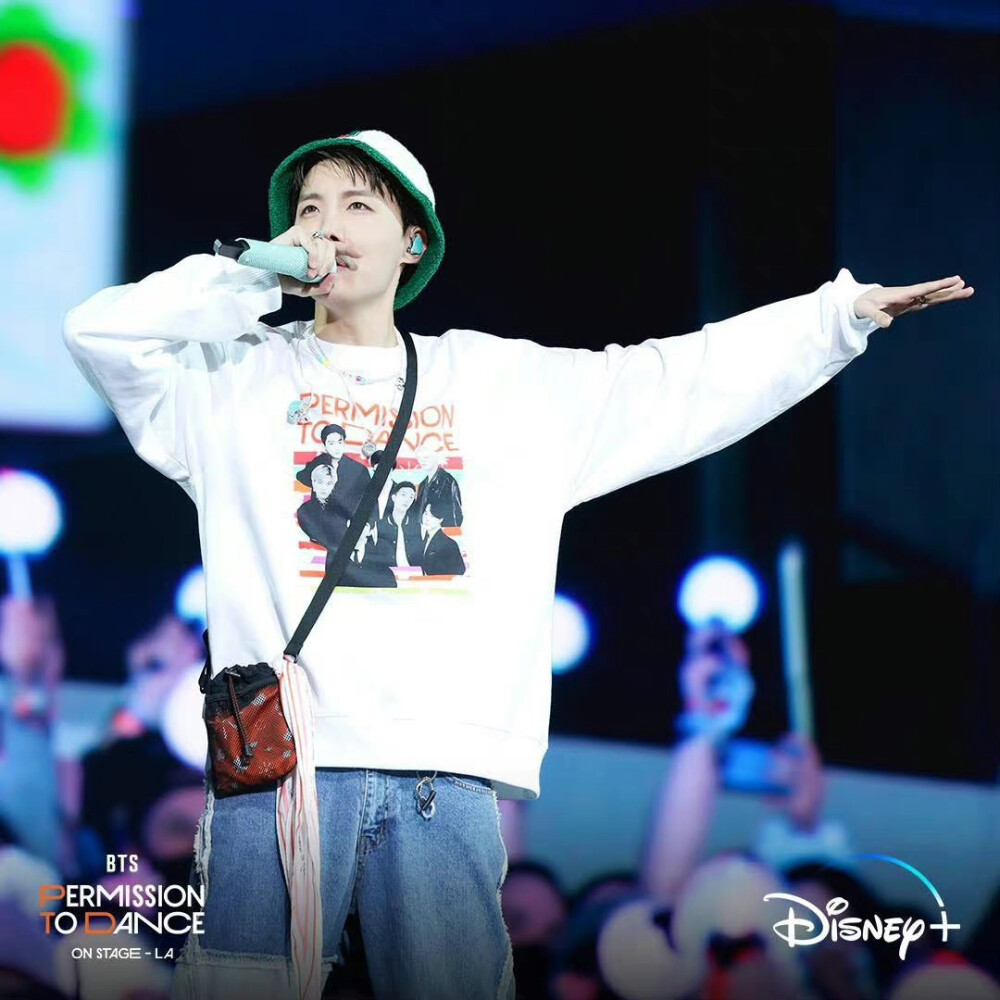 郑号锡
220922 Disney
BTS Permission To Dance On Stage: LA