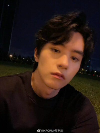 邓孝慈