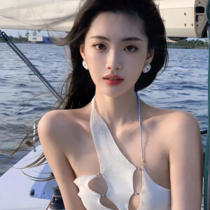 女头