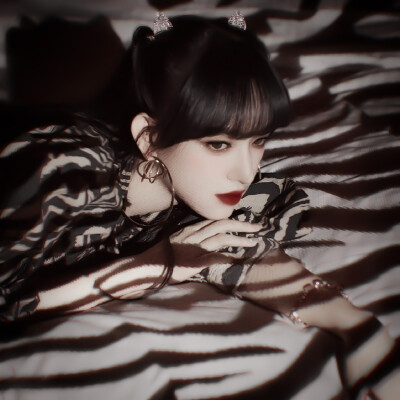  *Hypocrite.(伪善者)/程潇Cheng Xiao