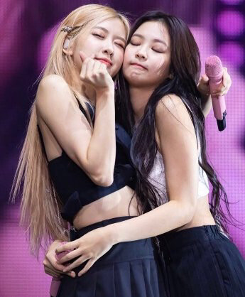 jennie+rosé=?