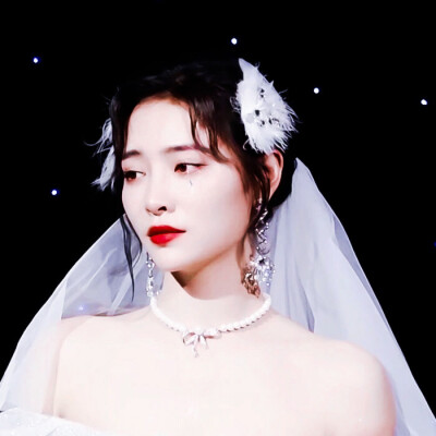 许佳琪 | ©冷酒