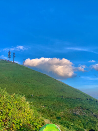 武功山拍照- number3
看到这些风景时候瞬间觉得这一切都是值得的 太美了