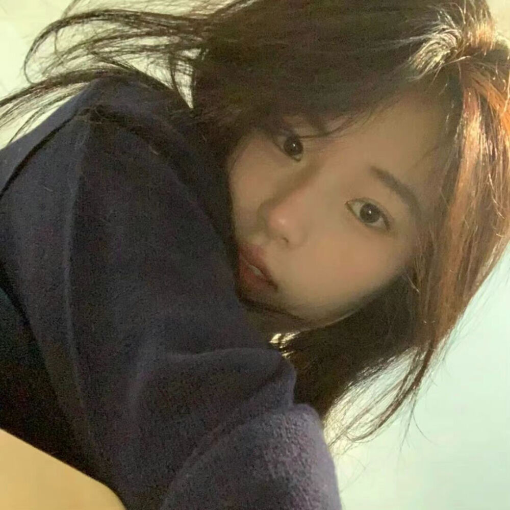 美女真人女生头像图源网络侵删
