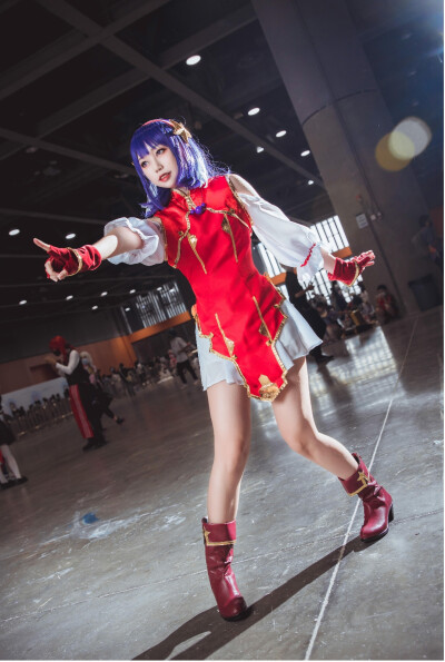 雅典娜角色扮演 : 图南_大雨初霁
Athena Asamiya Cosplay KOF XV
