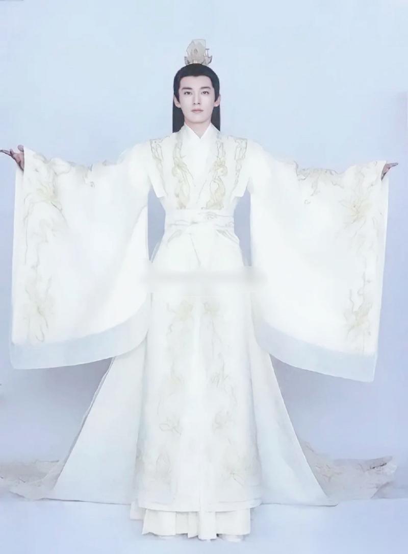 刘学义 饰&nbsp;锦绣 《落花时节又逢君》 2022年