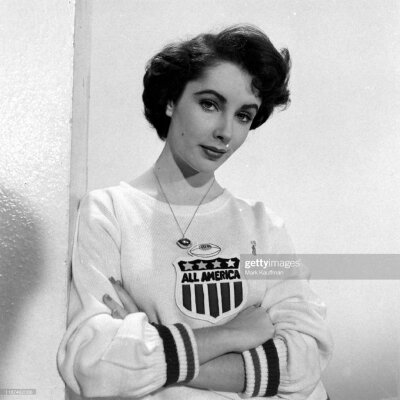 伊丽莎白泰勒
Elizabeth Taylor