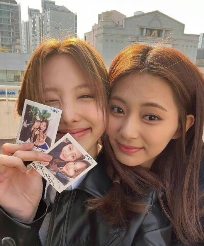 KPOP从不缺美女贴贴