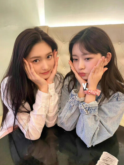 KPOP从不缺美女贴贴