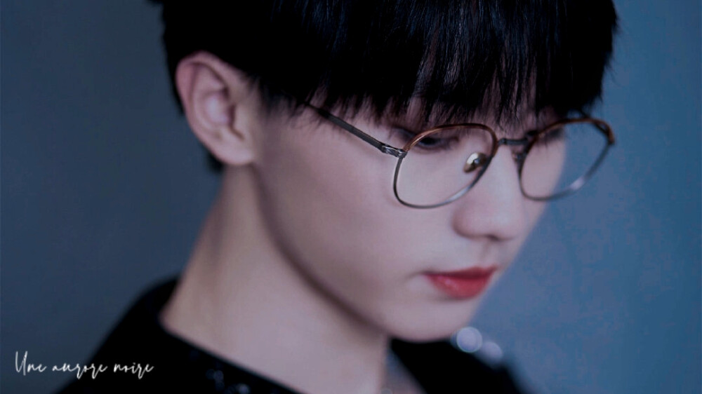 马嘉祺橙光素材