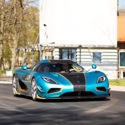 koenigsegg AgeraRSR 7123 交付日本