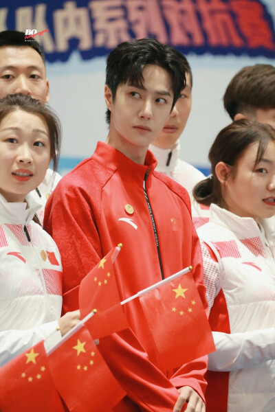 201001?冰壶国家集训队队内对抗赛开幕式?@UNIQ-王一博???????cr:logo